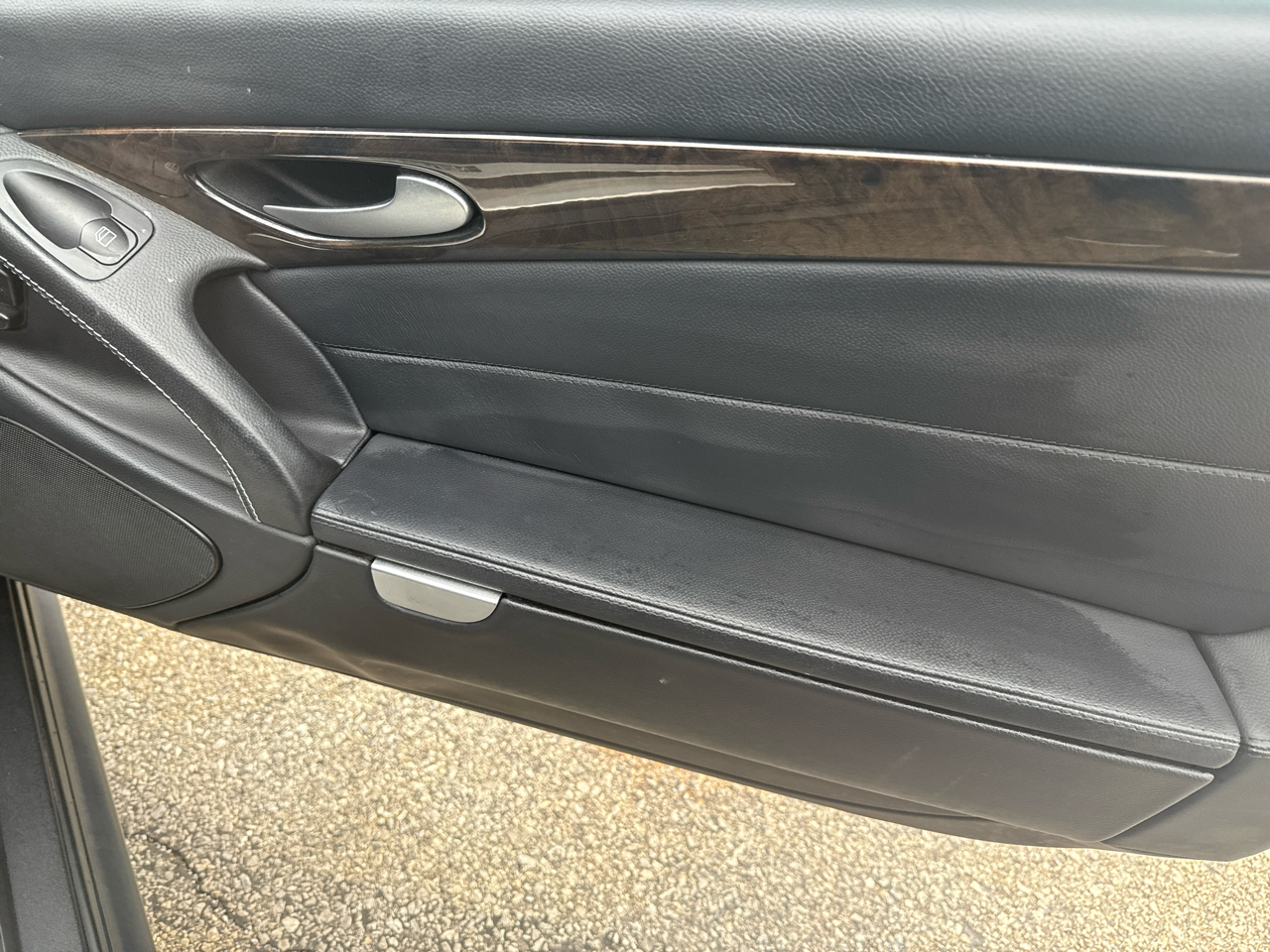 Mercedes-Benz SL-Class 2dr Roadster SL 550 2011 Mercedes-Benz SL-Class 2dr Roadster SL 550 2011