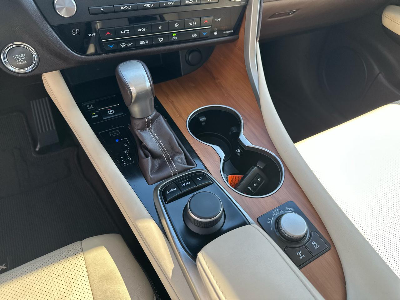 Lexus RX 350 4D SUV AWD 2016