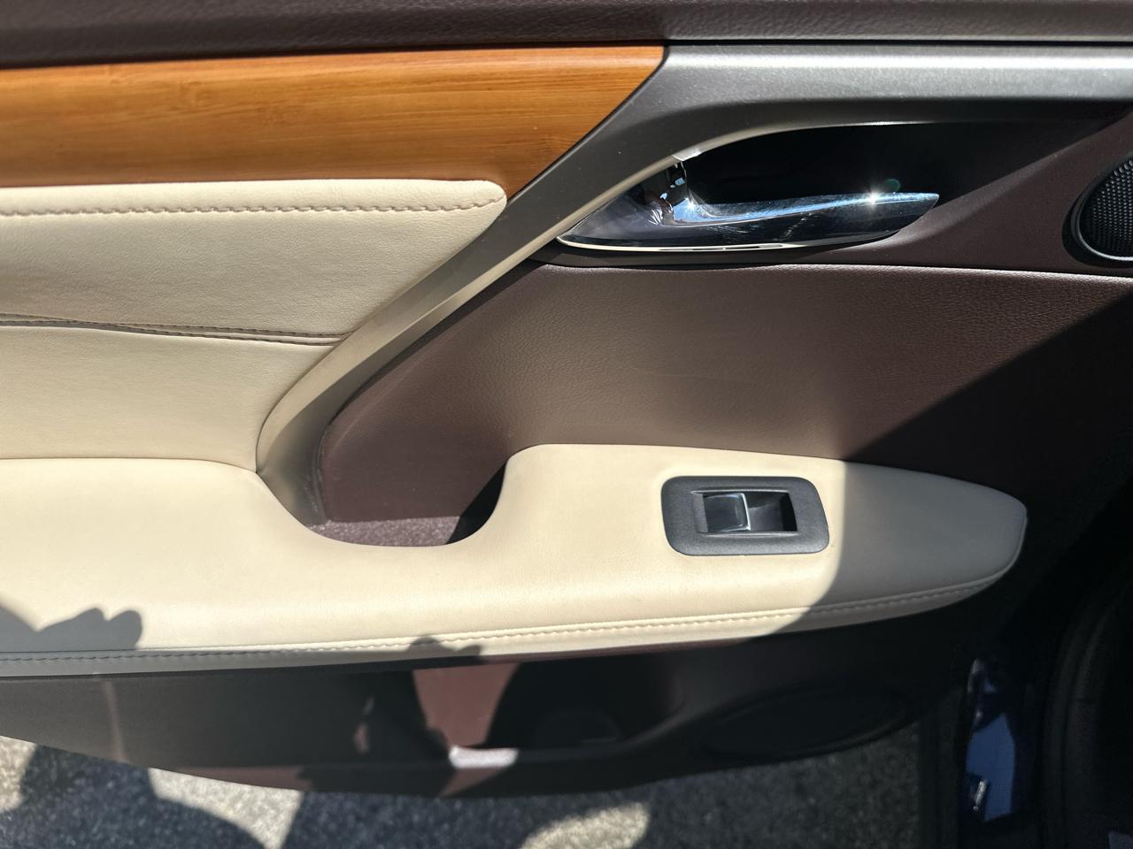 Lexus RX 350 4D SUV AWD 2016