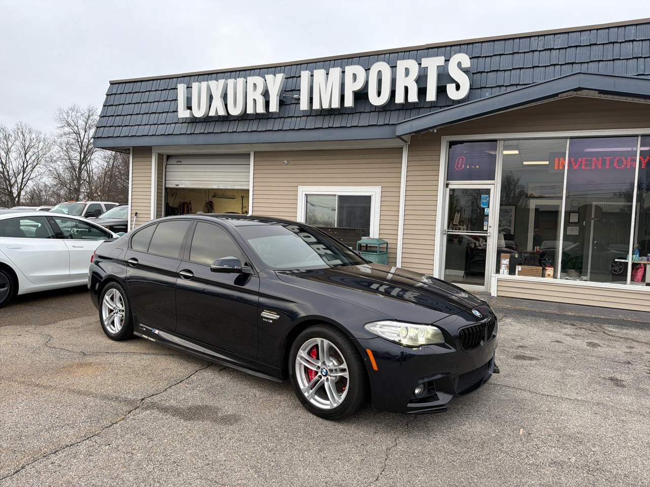 BMW 5 Series 4dr Sdn 528i RWD 2016