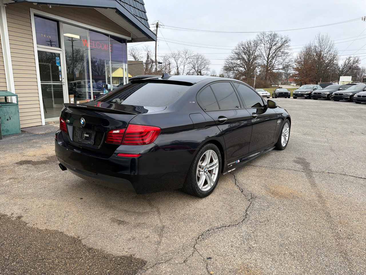 BMW 5 Series 4dr Sdn 528i RWD 2016