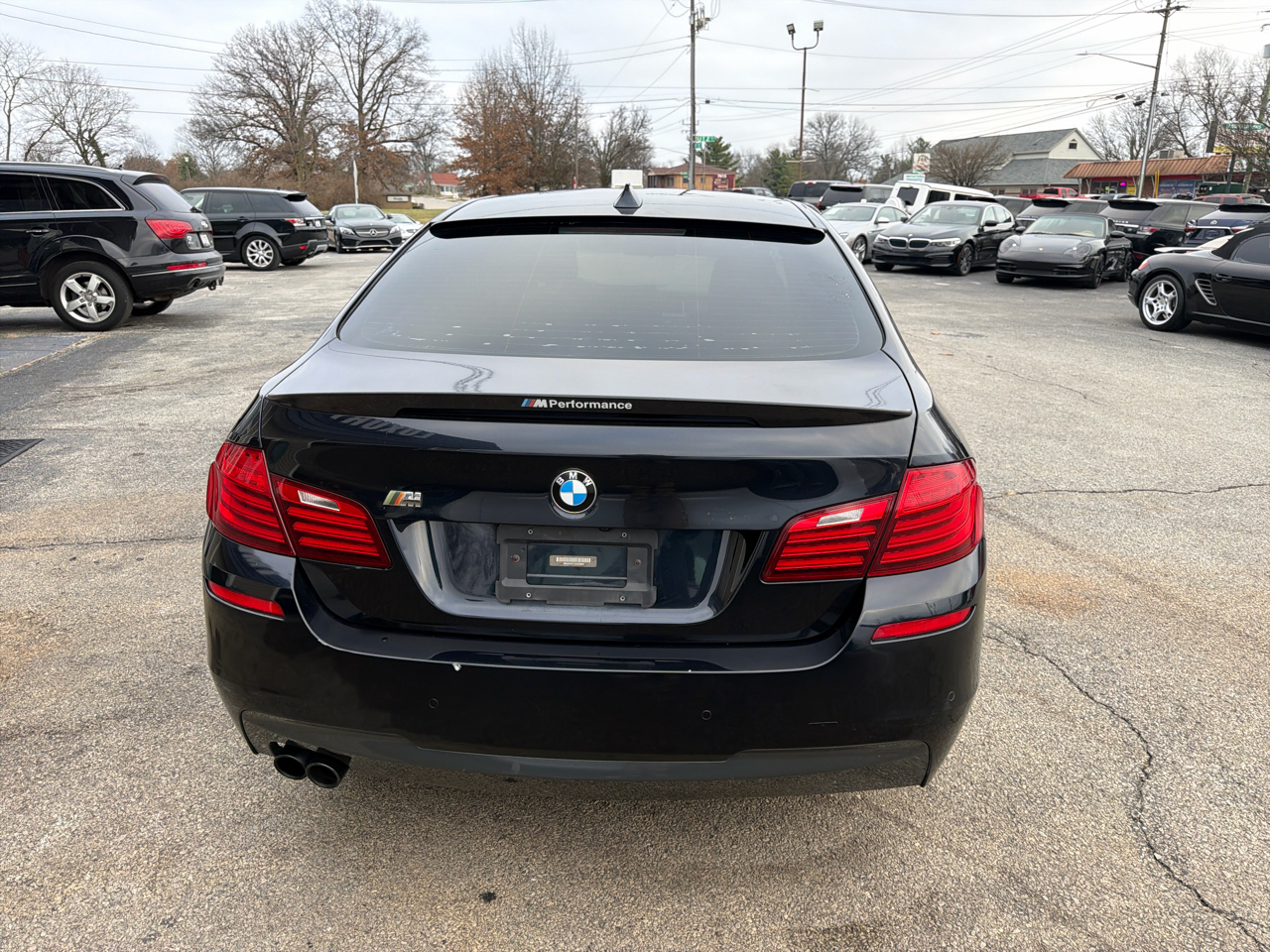 BMW 5 Series 4dr Sdn 528i RWD 2016