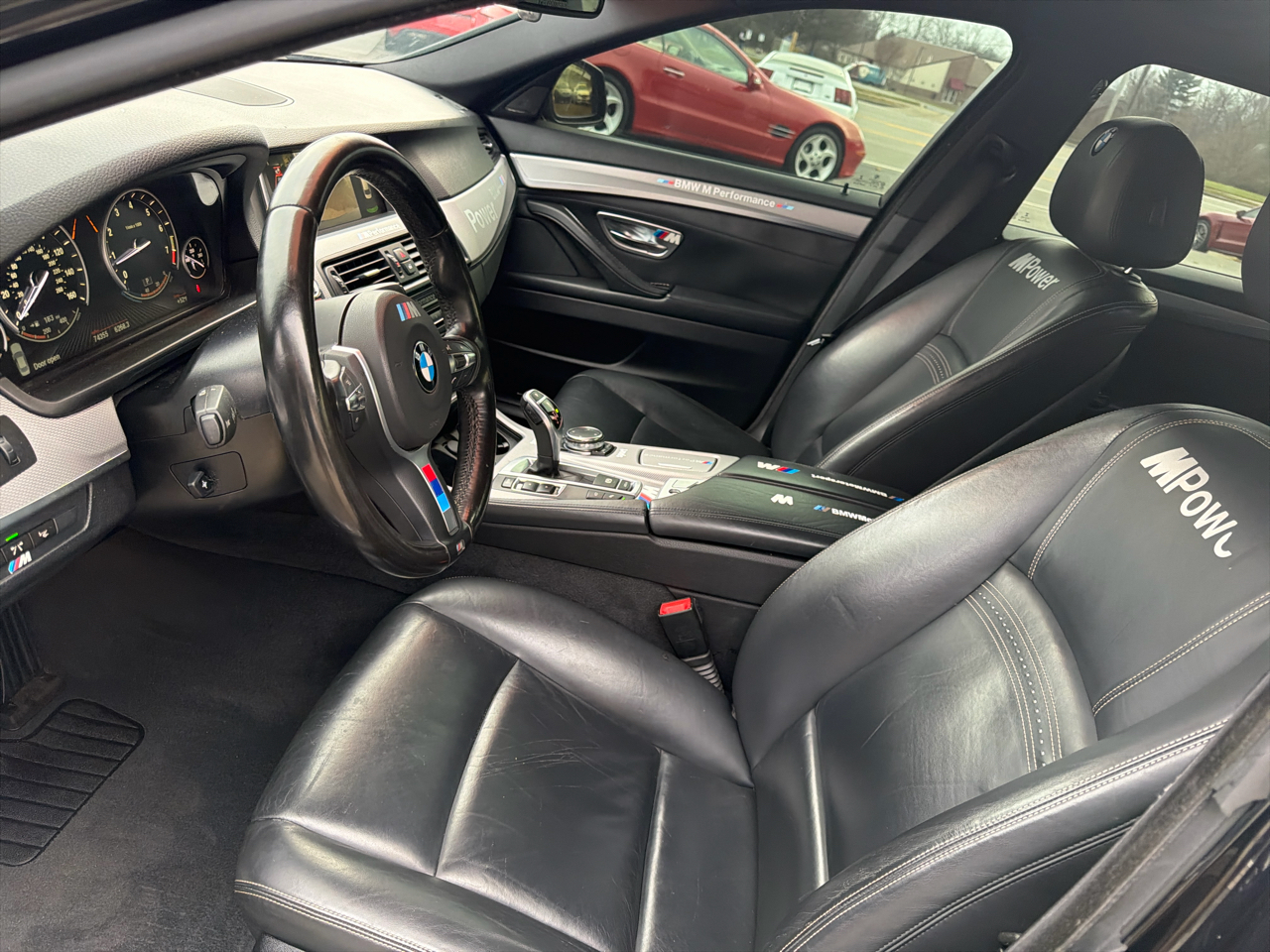 BMW 5 Series 4dr Sdn 528i RWD 2016