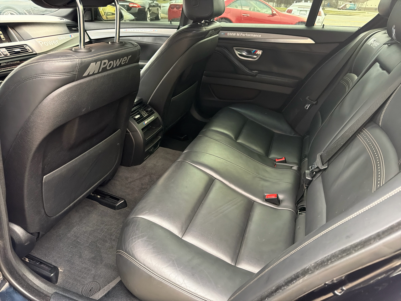 BMW 5 Series 4dr Sdn 528i RWD 2016