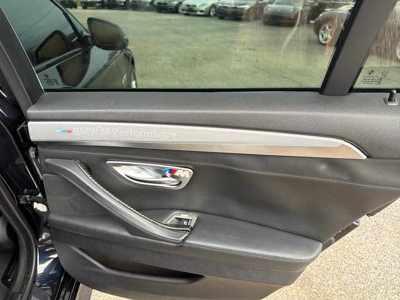 BMW 5 Series 4dr Sdn 528i RWD 2016