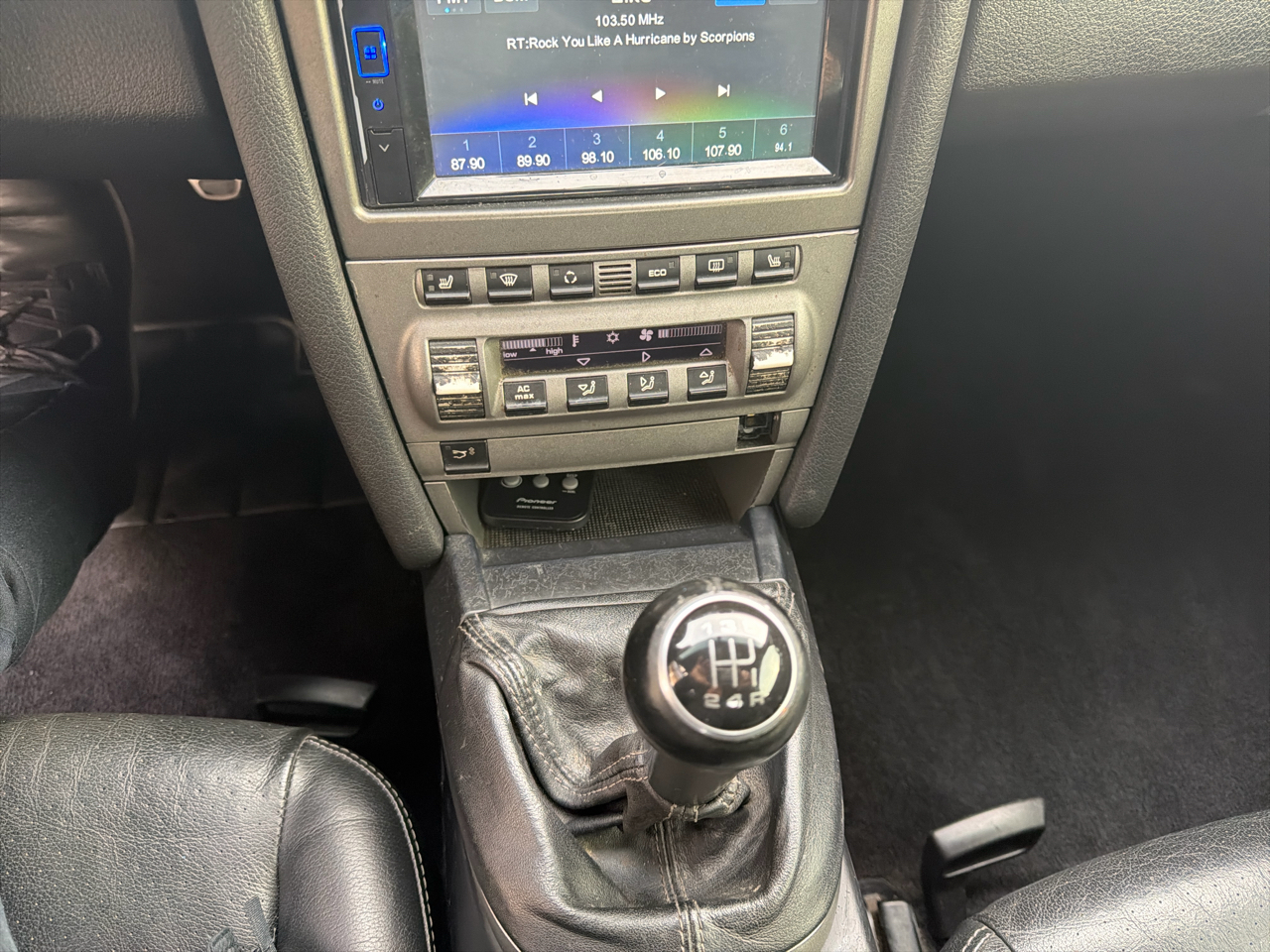 Porsche Boxster 2dr Roadster 2006