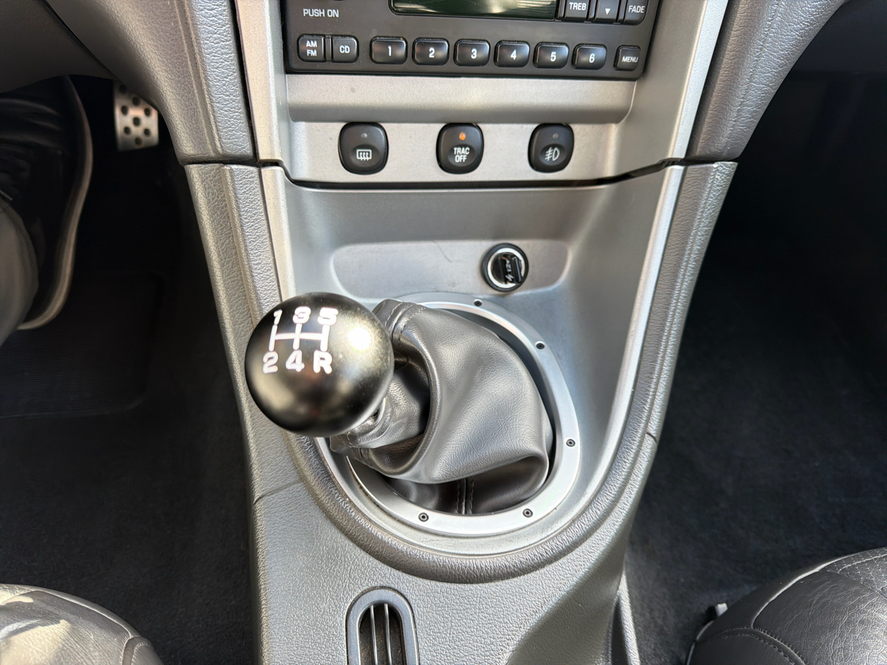 Ford Mustang 2dr Cpe Premium Mach 1 2003