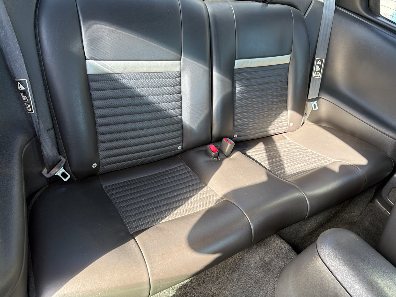 Ford Mustang 2dr Cpe Premium Mach 1 2003