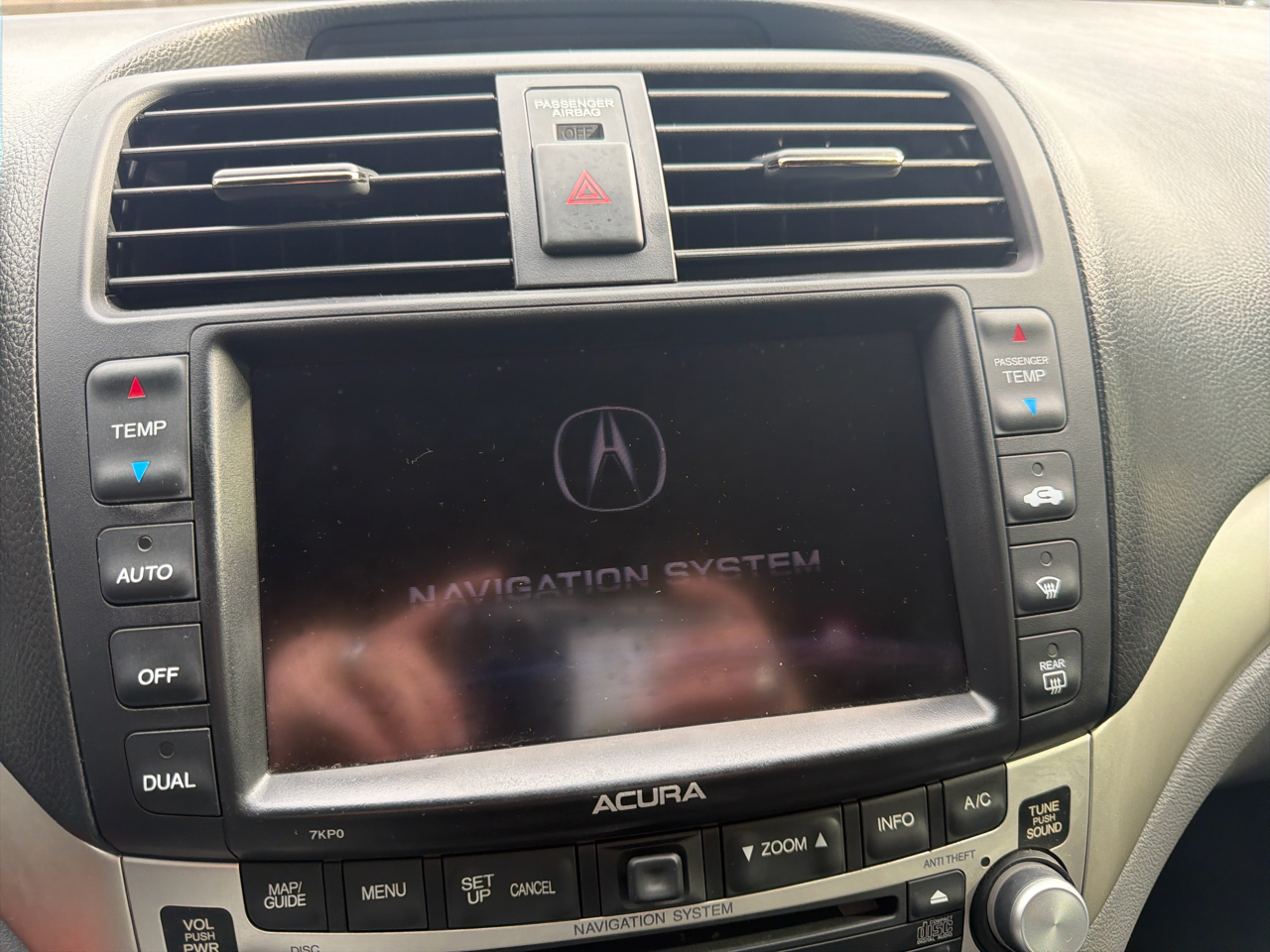 Acura TSX 4dr Sdn AT Navi 2006