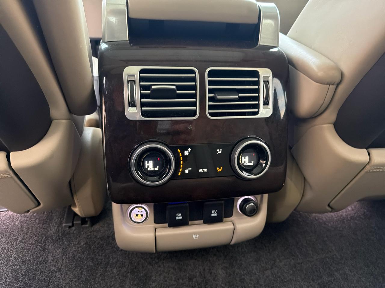 Land Rover Range Rover V8 Supercharged SWB 2018