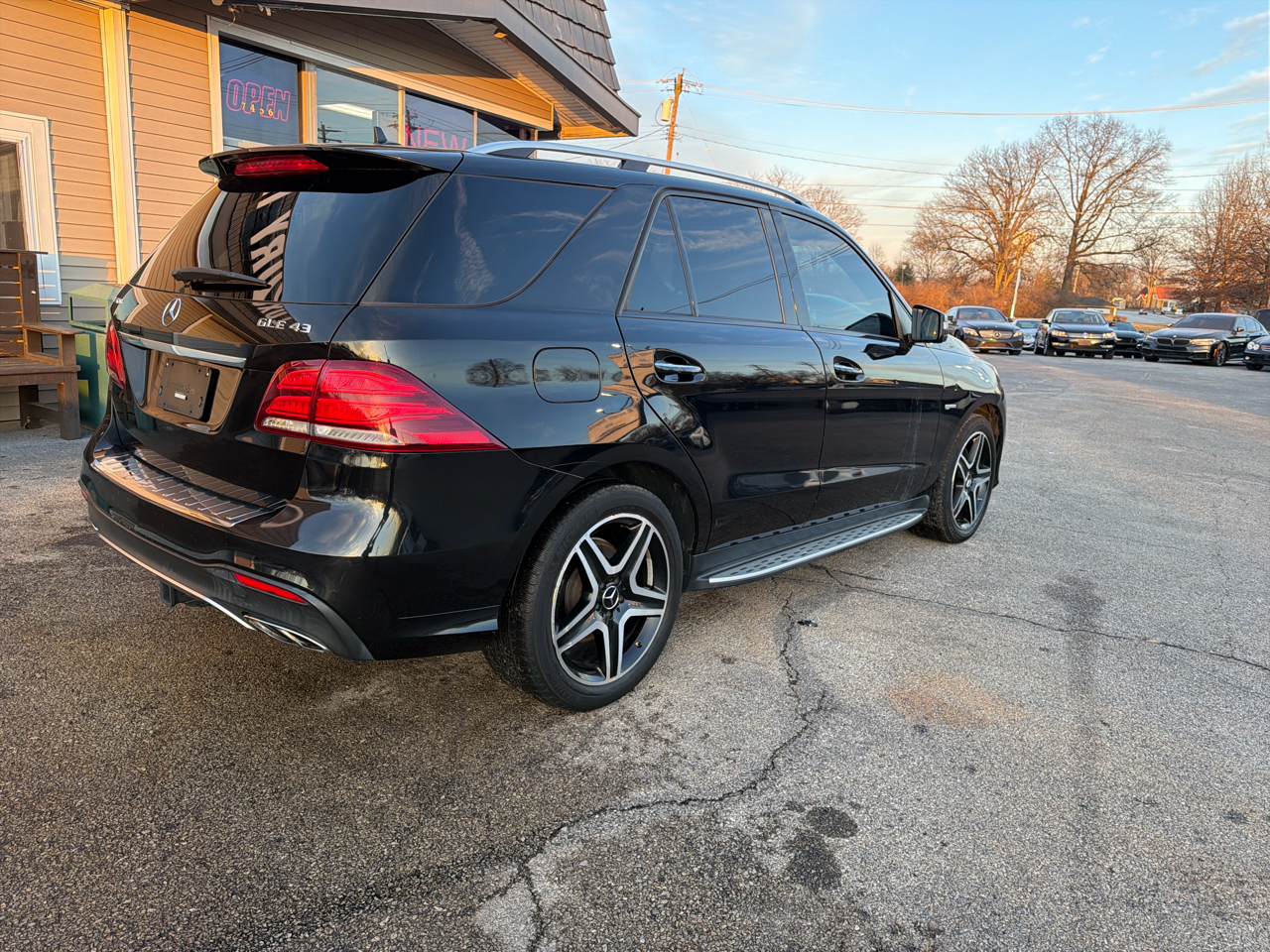 Mercedes-Benz GLE AMG GLE 43 4MATIC SUV 2017