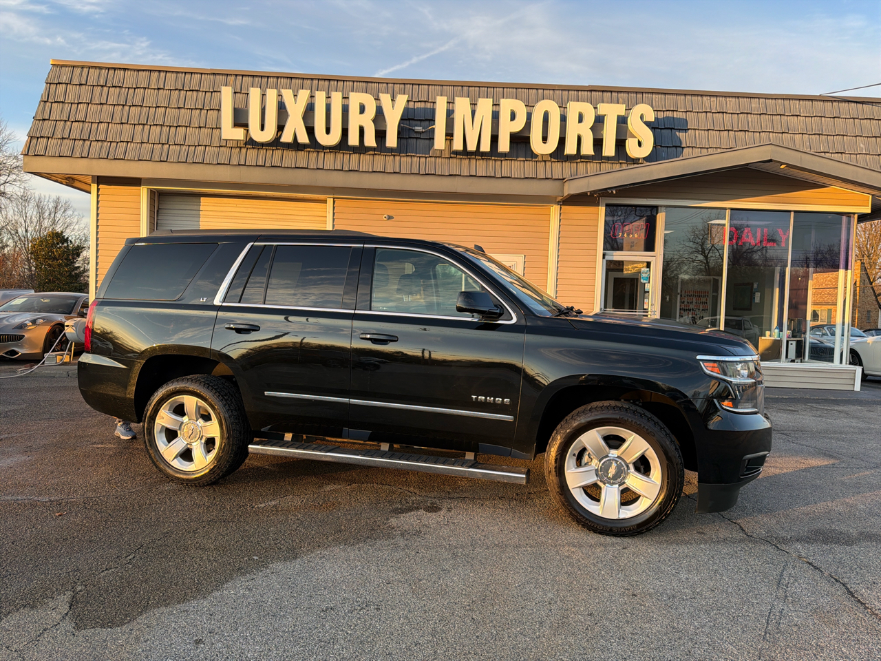 Chevrolet Tahoe 4WD 4dr LT 2017