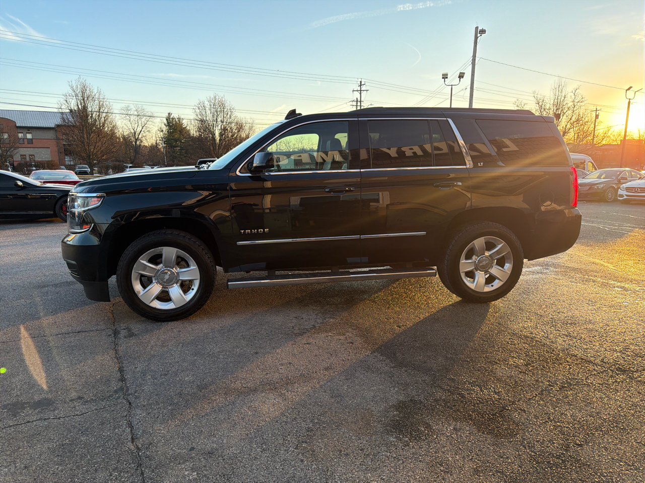 Chevrolet Tahoe 4WD 4dr LT 2017
