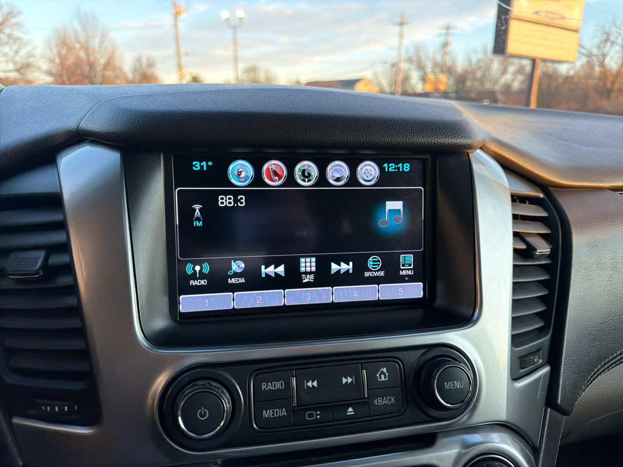 Chevrolet Tahoe 4WD 4dr LT 2017