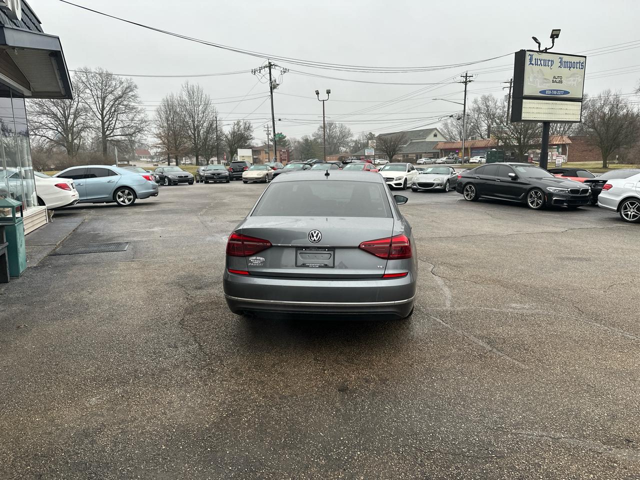 Volkswagen Passat 1.8T S Auto 2017