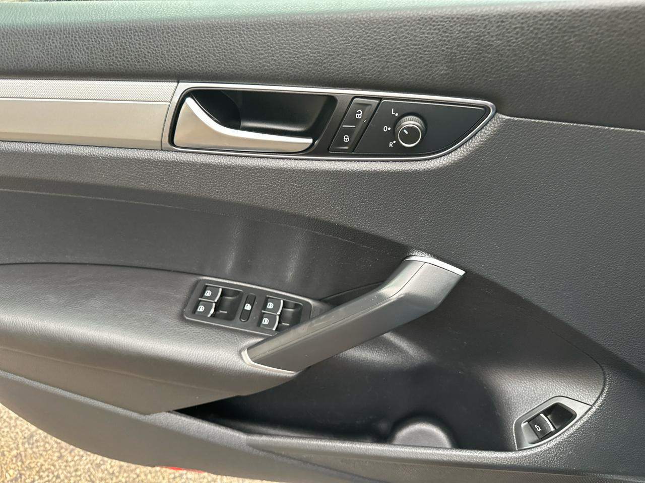 Volkswagen Passat 1.8T S Auto 2017