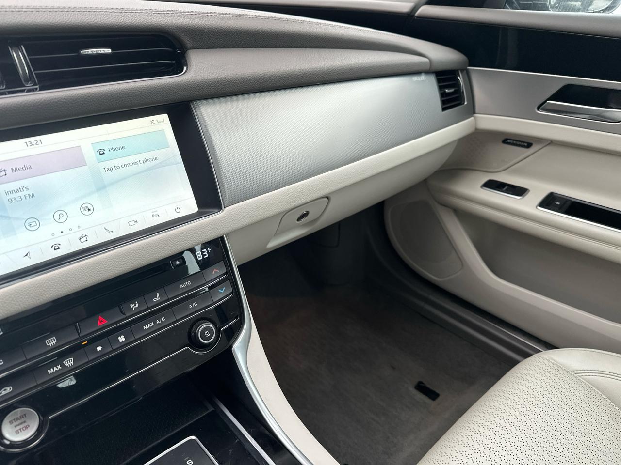 Jaguar XF 35t Prestige AWD 2017