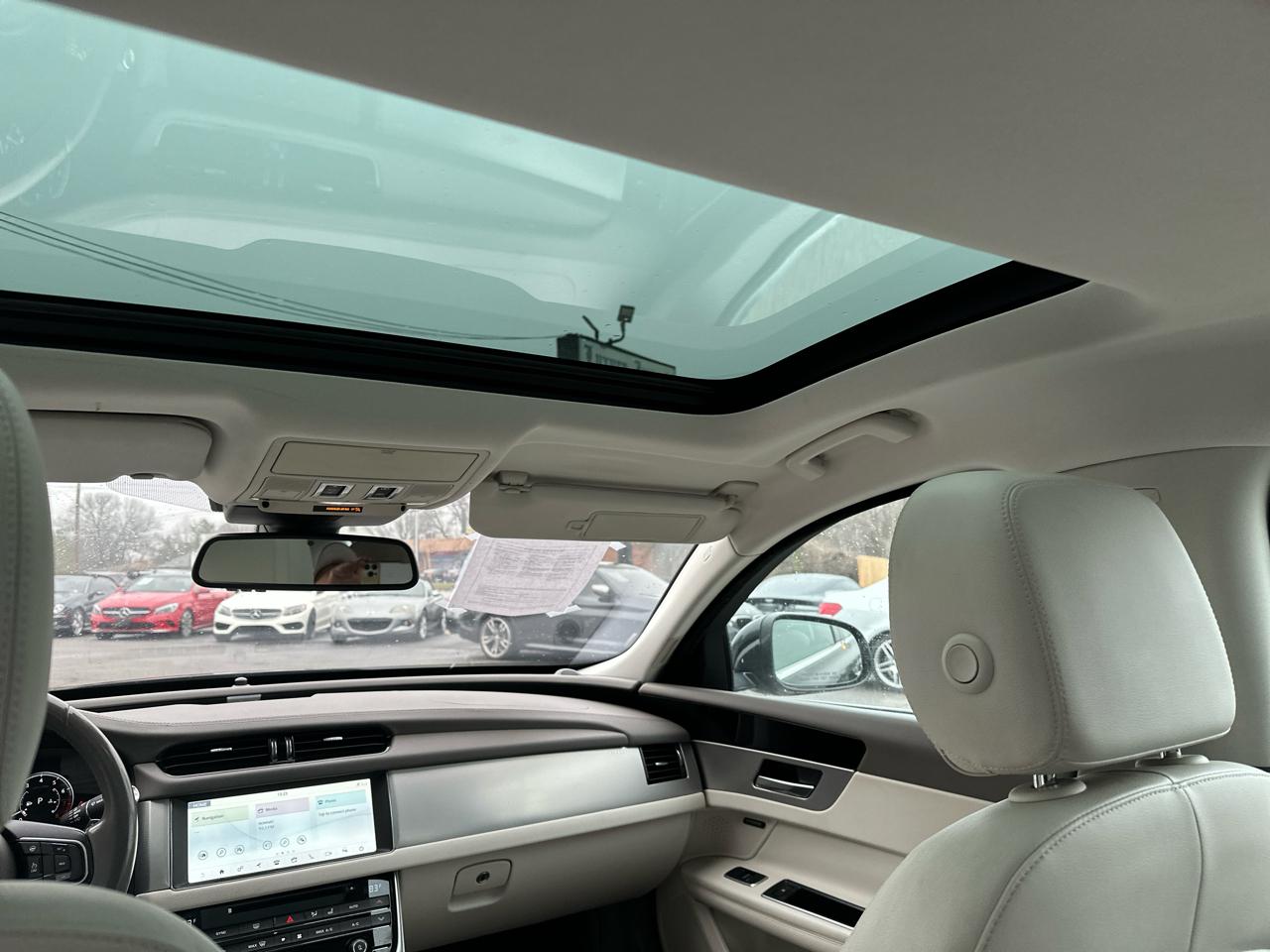 Jaguar XF 35t Prestige AWD 2017