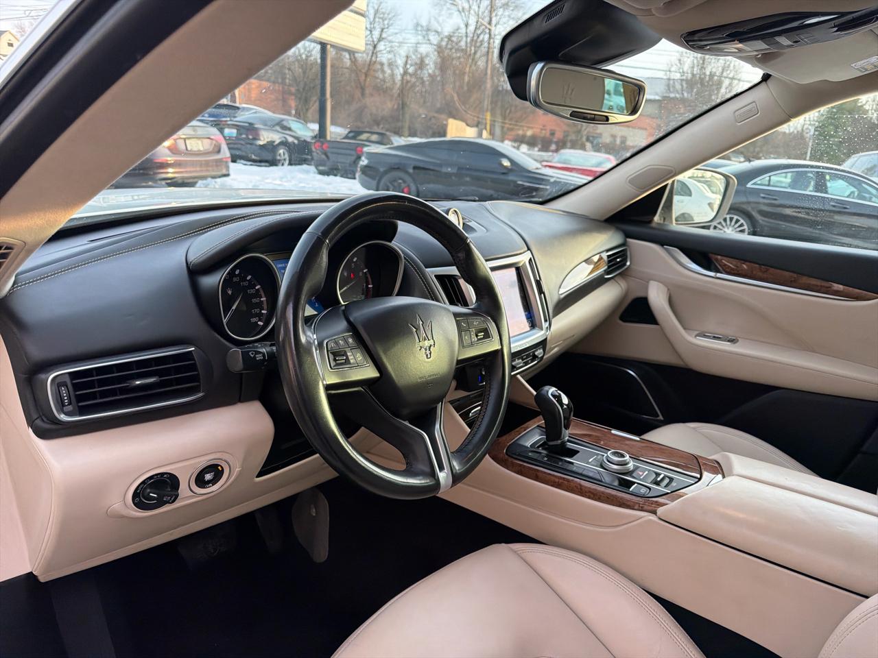 Maserati Levante  2018