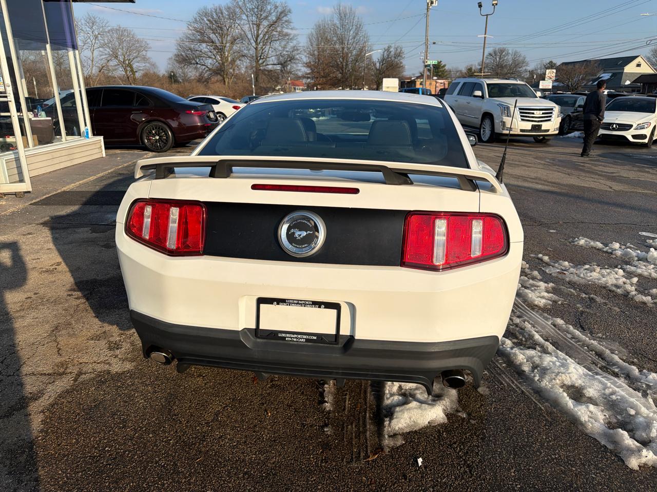 Ford Mustang 2dr Cpe GT 2011