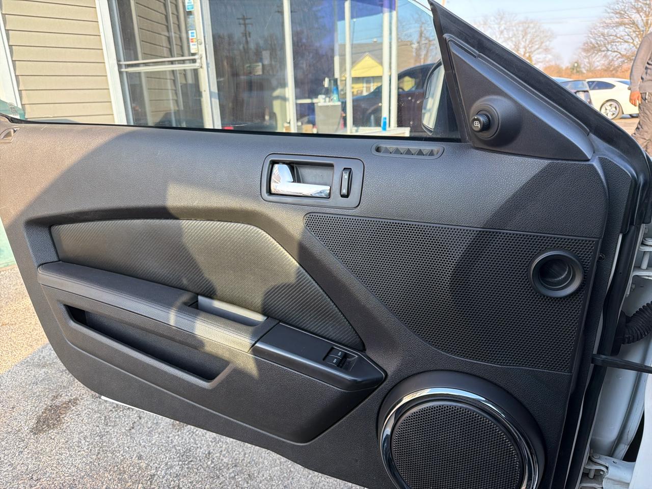 Ford Mustang 2dr Cpe GT 2011