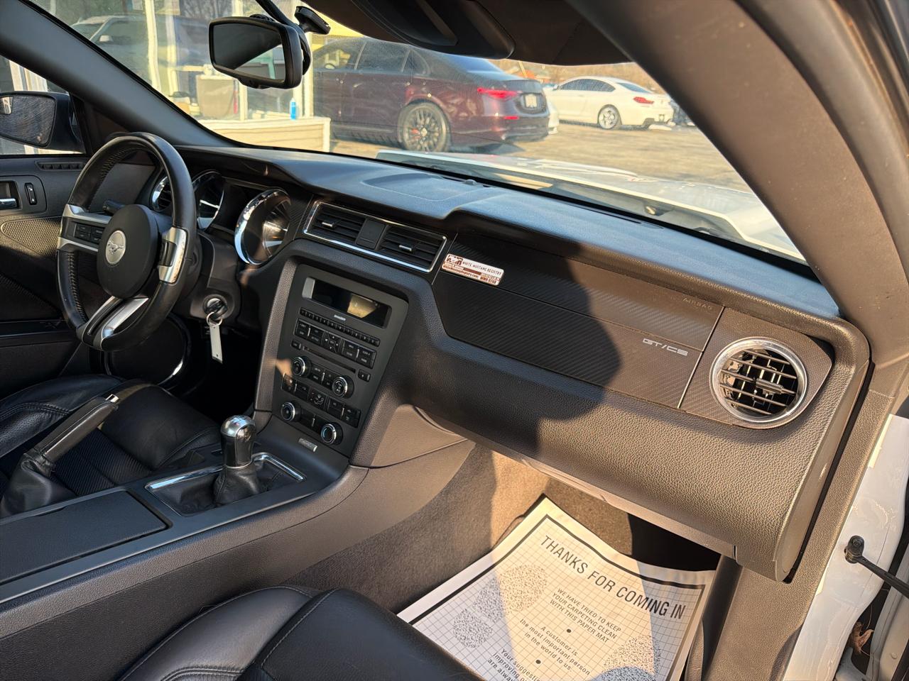 Ford Mustang 2dr Cpe GT 2011