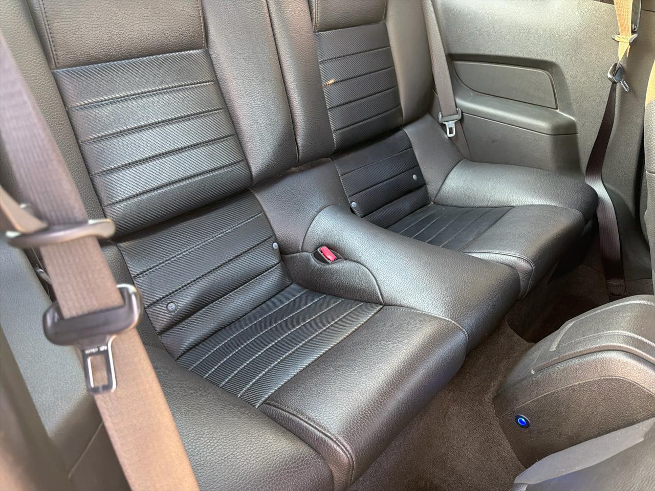 Ford Mustang 2dr Cpe GT 2011