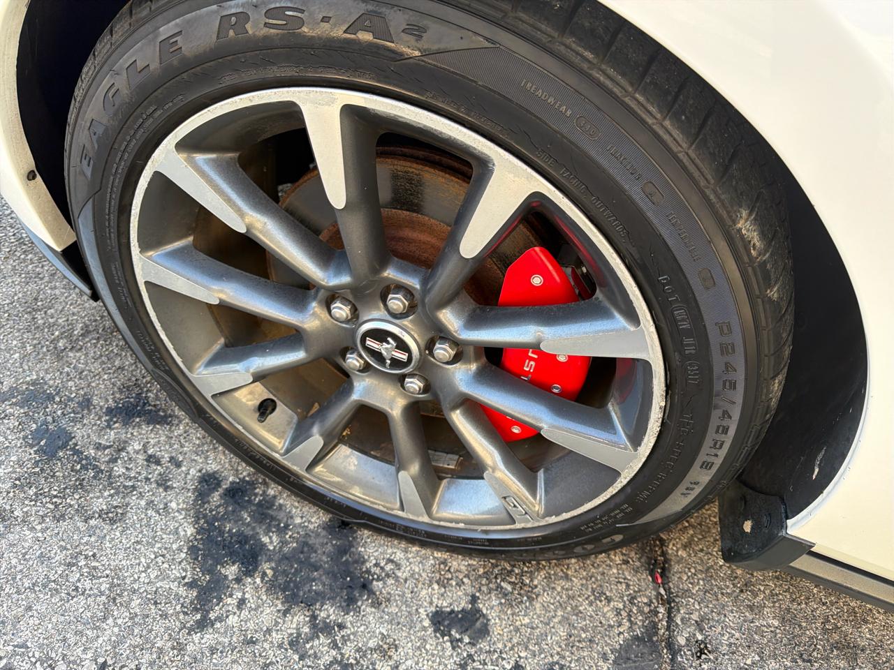 Ford Mustang 2dr Cpe GT 2011