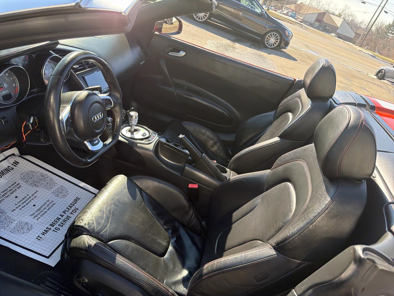 Audi R8 2dr Conv Auto quattro Spyder 4.2L 2012