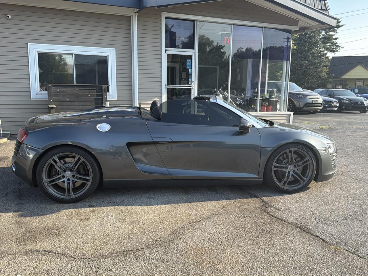 Audi R8 2dr Conv Auto quattro Spyder 4.2L 2012