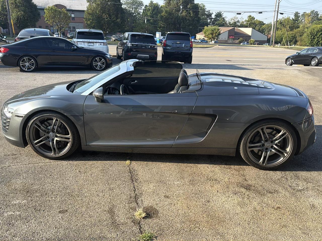 Audi R8 2dr Conv Auto quattro Spyder 4.2L 2012
