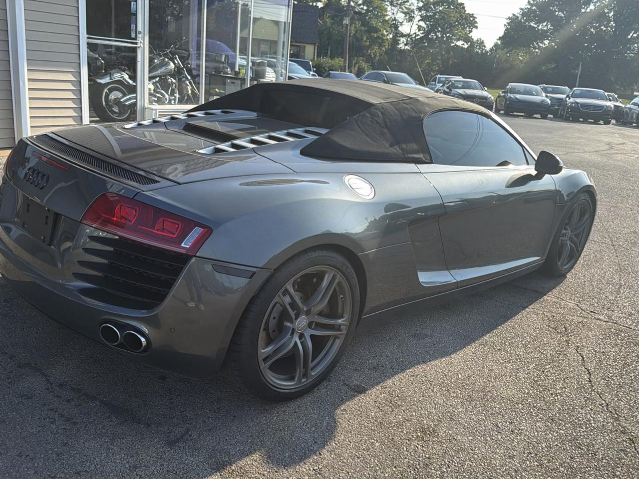Audi R8 2dr Conv Auto quattro Spyder 4.2L 2012