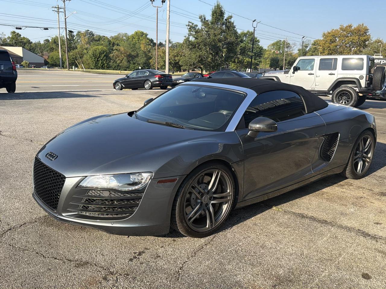Audi R8 2dr Conv Auto quattro Spyder 4.2L 2012