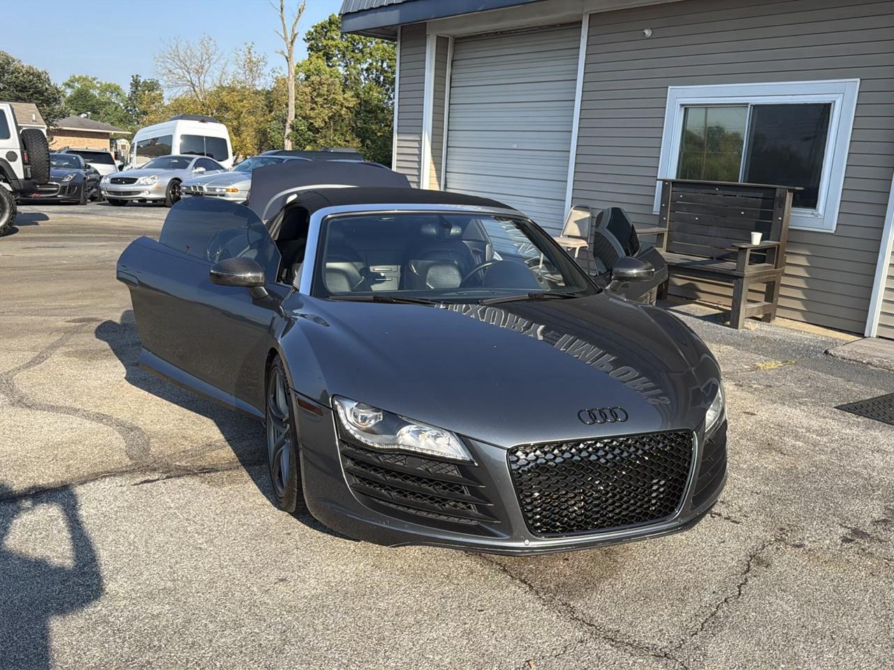 Audi R8 2dr Conv Auto quattro Spyder 4.2L 2012