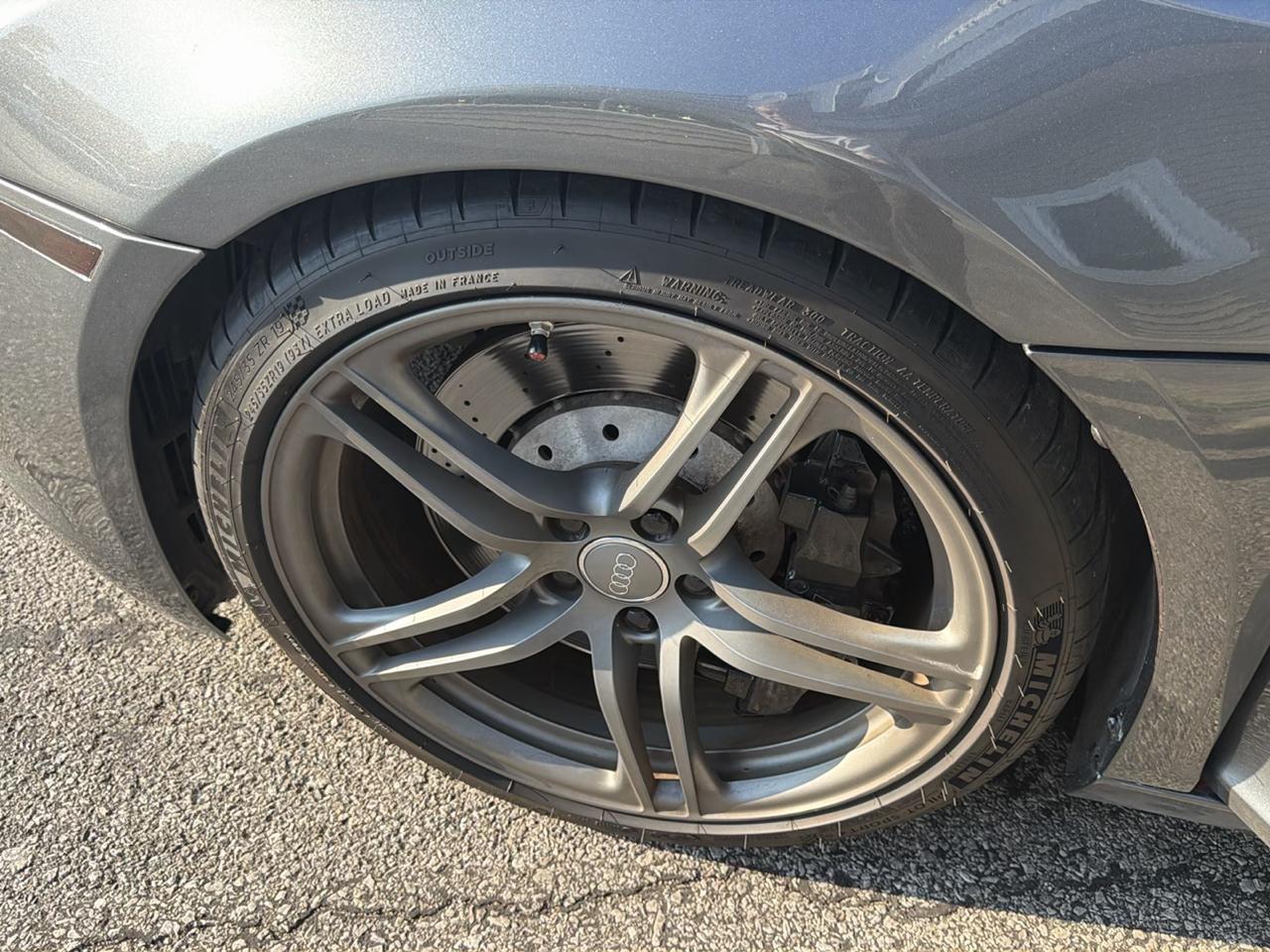 Audi R8 2dr Conv Auto quattro Spyder 4.2L 2012