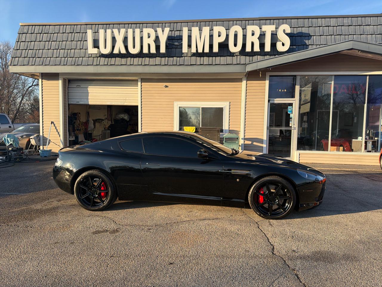 Aston Martin DB9 2dr Cpe Auto 2006