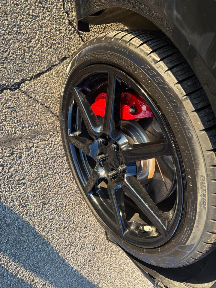 Aston Martin DB9 2dr Cpe Auto 2006