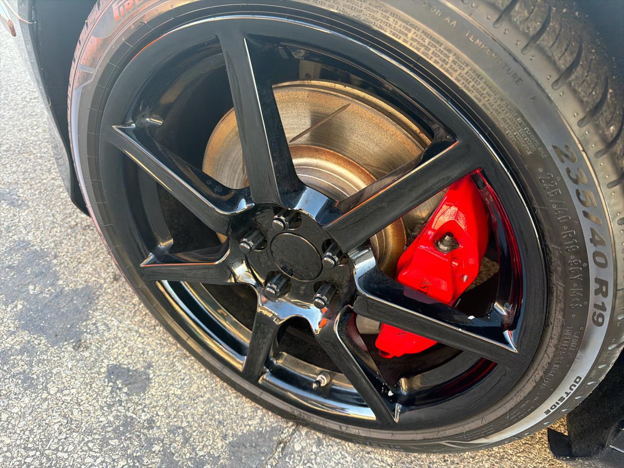 Aston Martin DB9 2dr Cpe Auto 2006