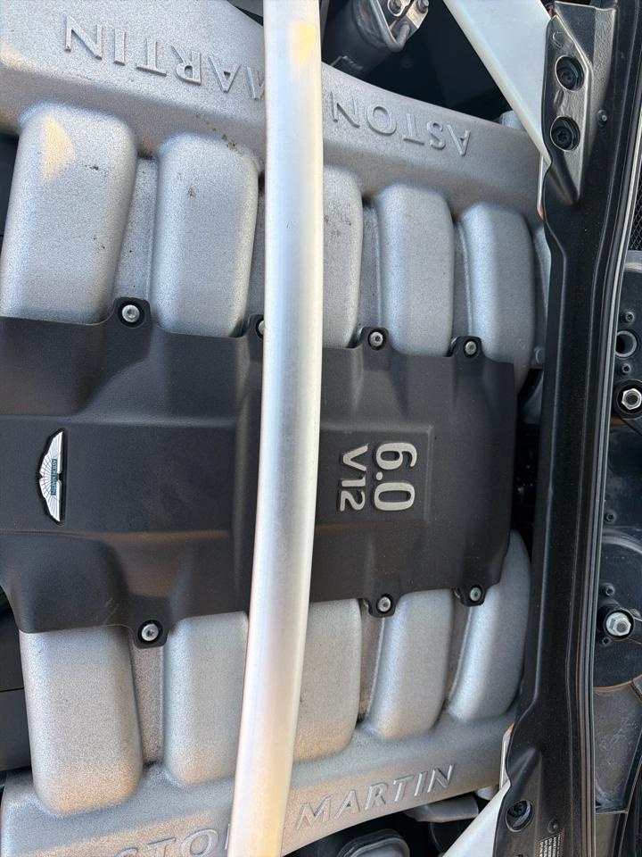 Aston Martin DB9 2dr Cpe Auto 2006