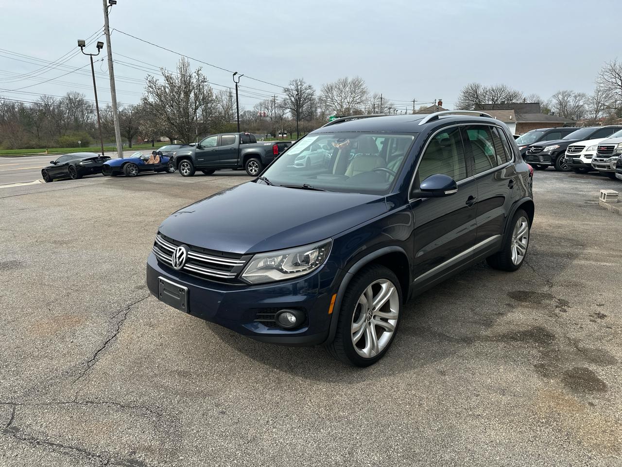 Volkswagen Tiguan 4WD 4dr Auto SE w/Sunroof & Nav 2013
