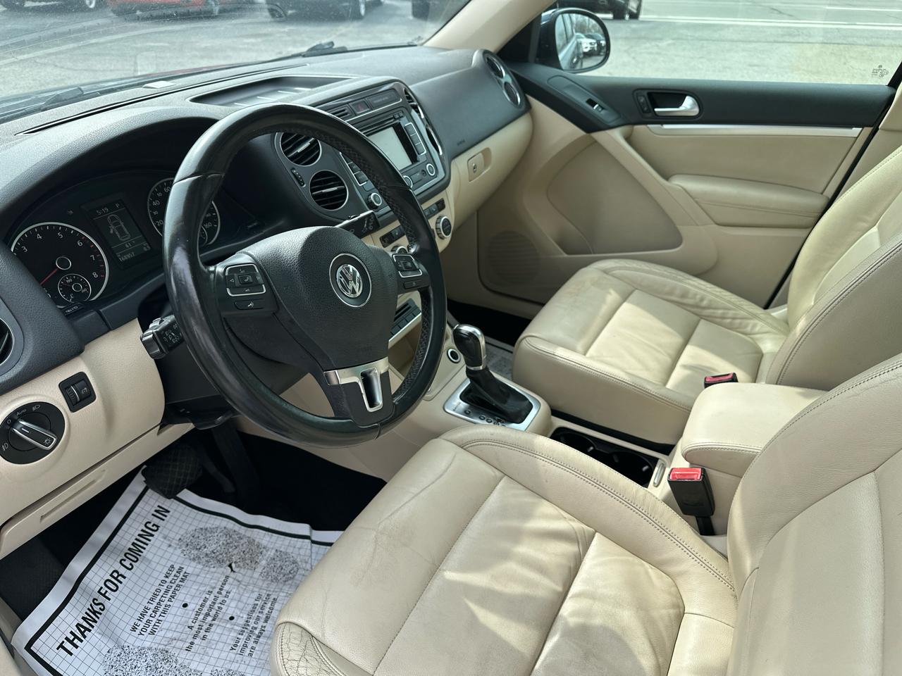 Volkswagen Tiguan 4WD 4dr Auto SE w/Sunroof & Nav 2013