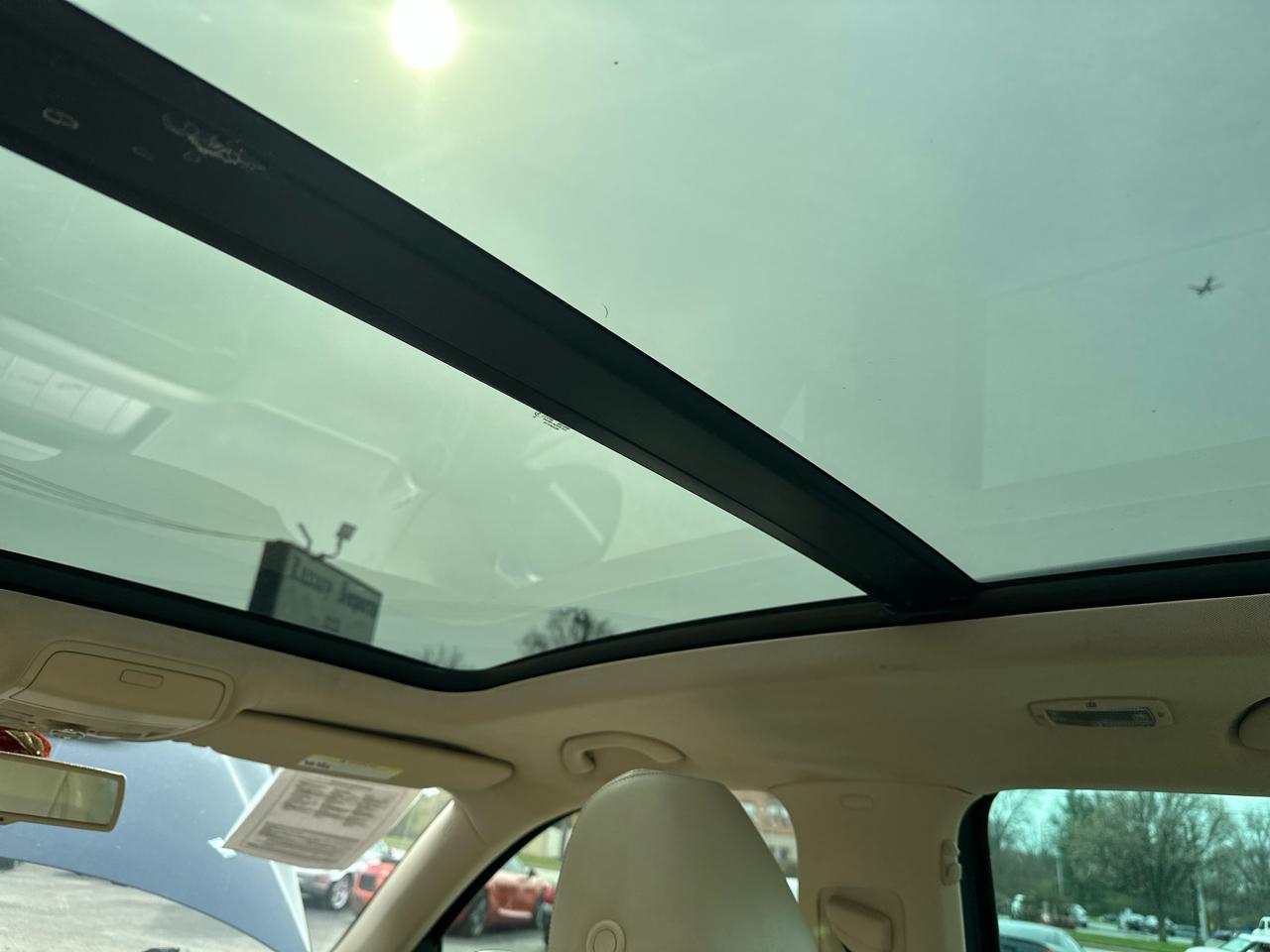 Volkswagen Tiguan 4WD 4dr Auto SE w/Sunroof & Nav 2013