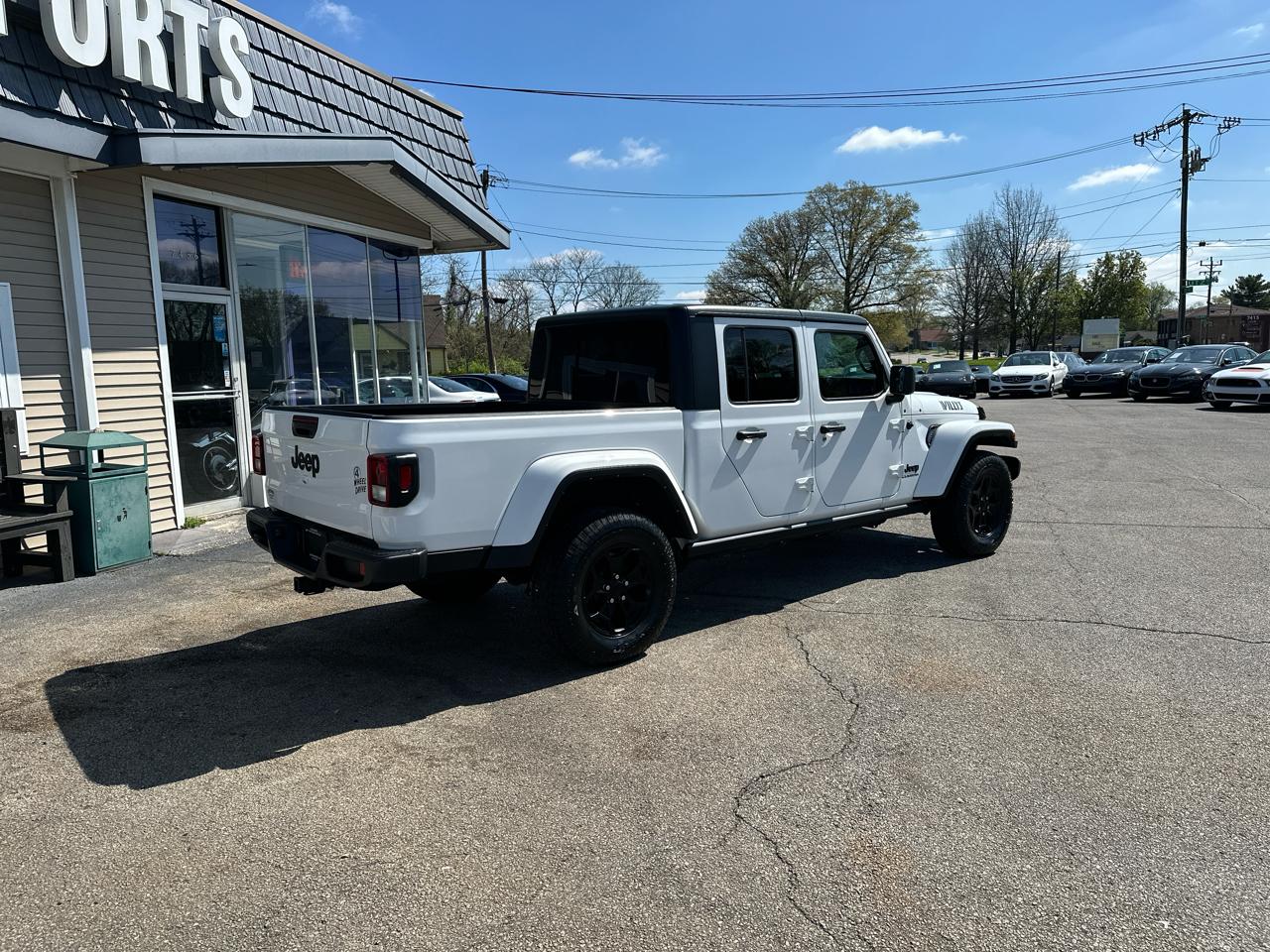 Jeep Gladiator Willys 4x4 2021