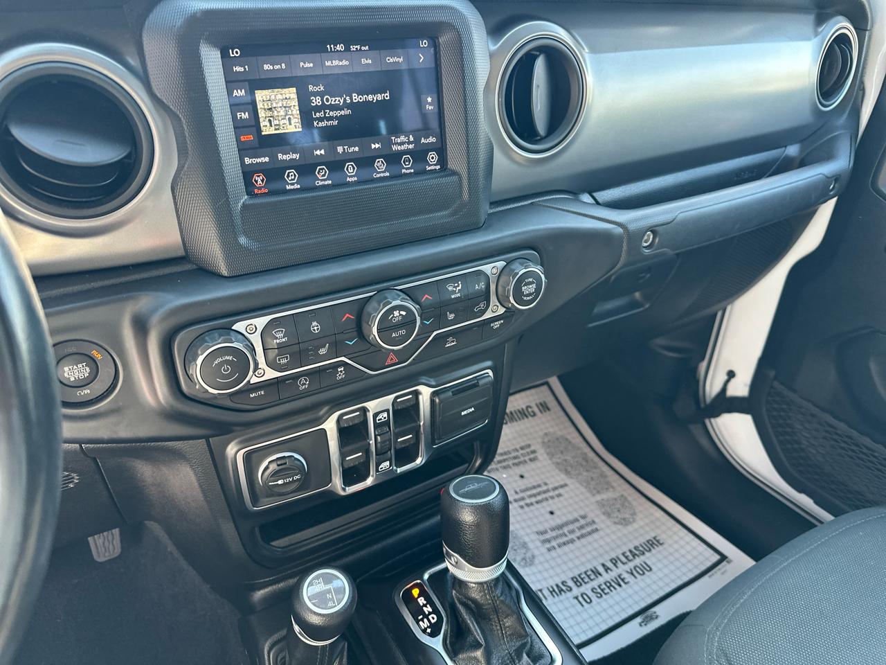 Jeep Gladiator Willys 4x4 2021