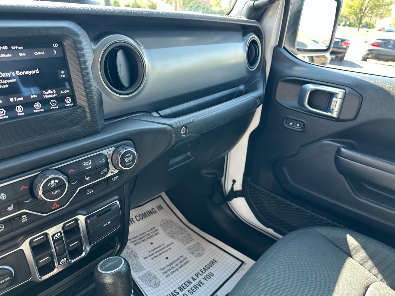 Jeep Gladiator Willys 4x4 2021