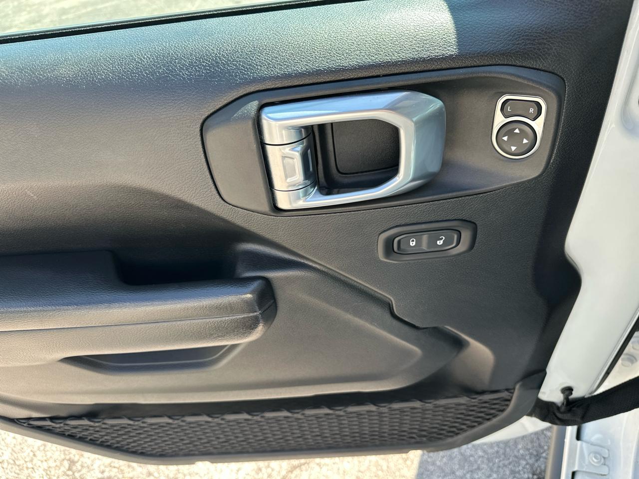 Jeep Gladiator Willys 4x4 2021