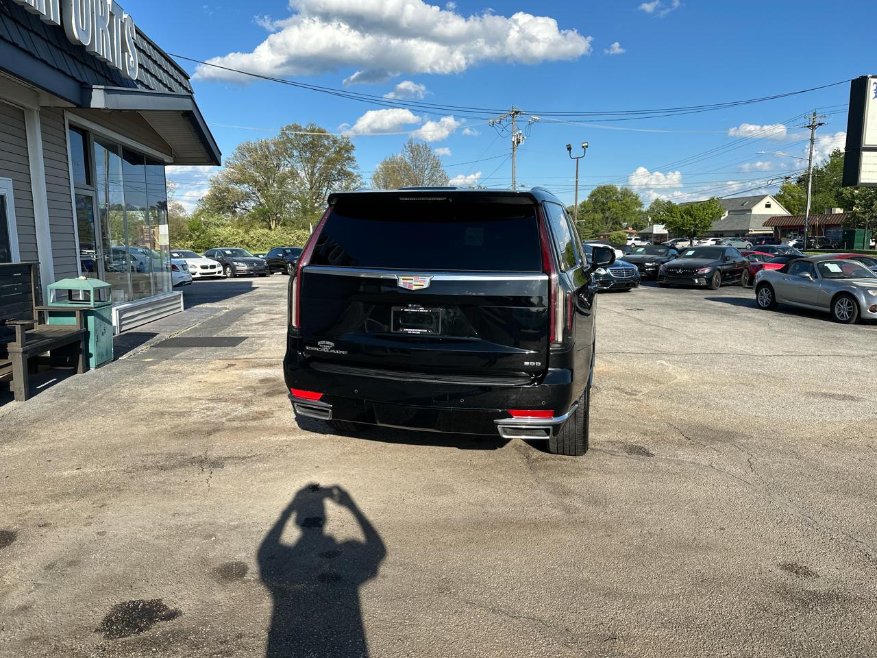 Cadillac Escalade 4WD 4dr Premium Luxury 2021