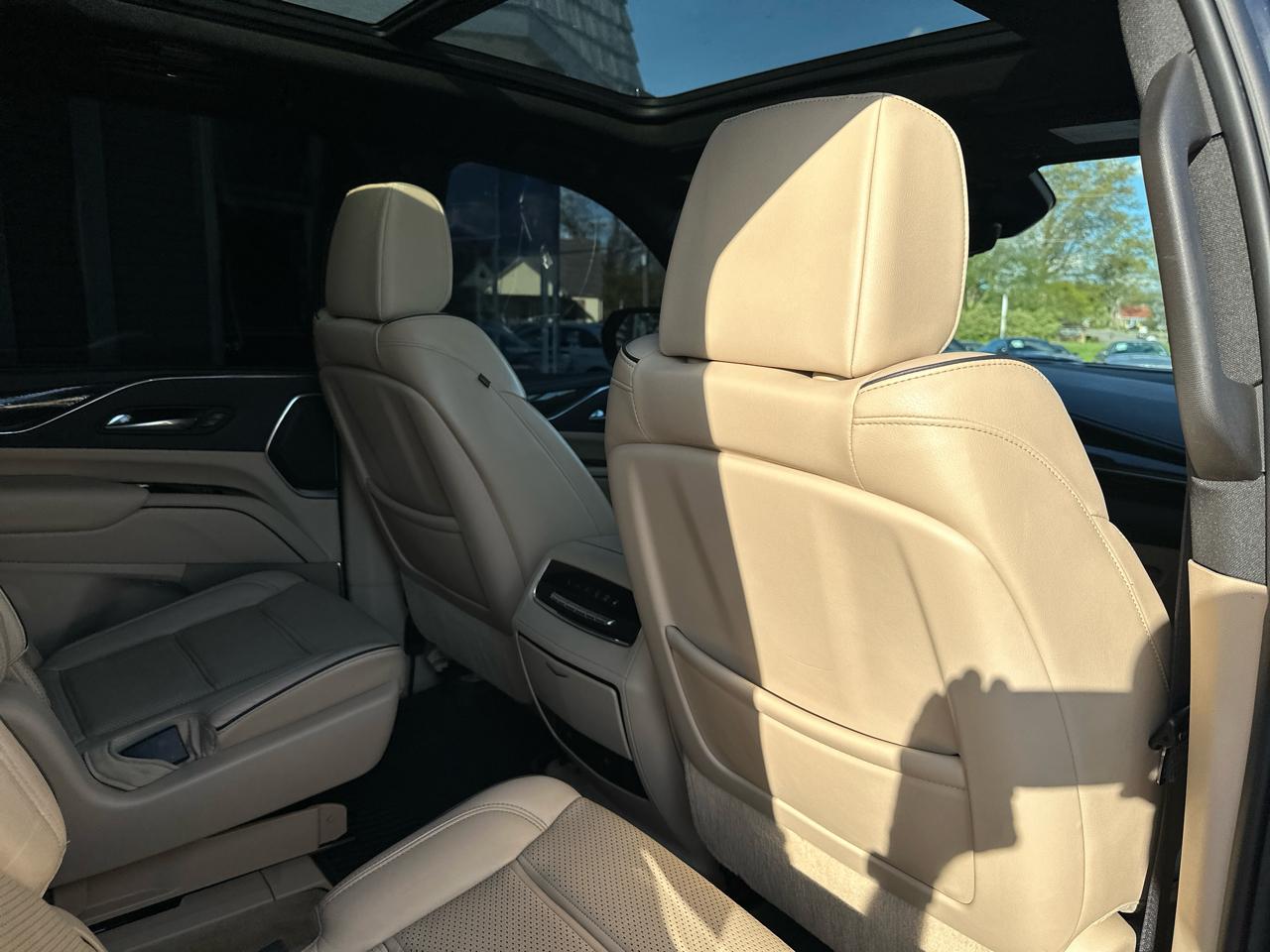 Cadillac Escalade 4WD 4dr Premium Luxury 2021