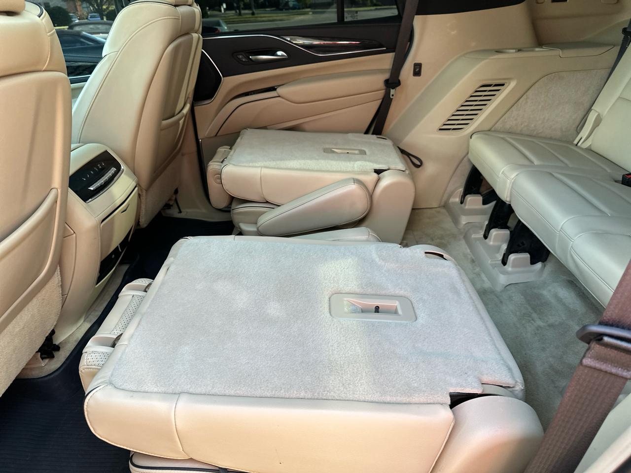 Cadillac Escalade 4WD 4dr Premium Luxury 2021