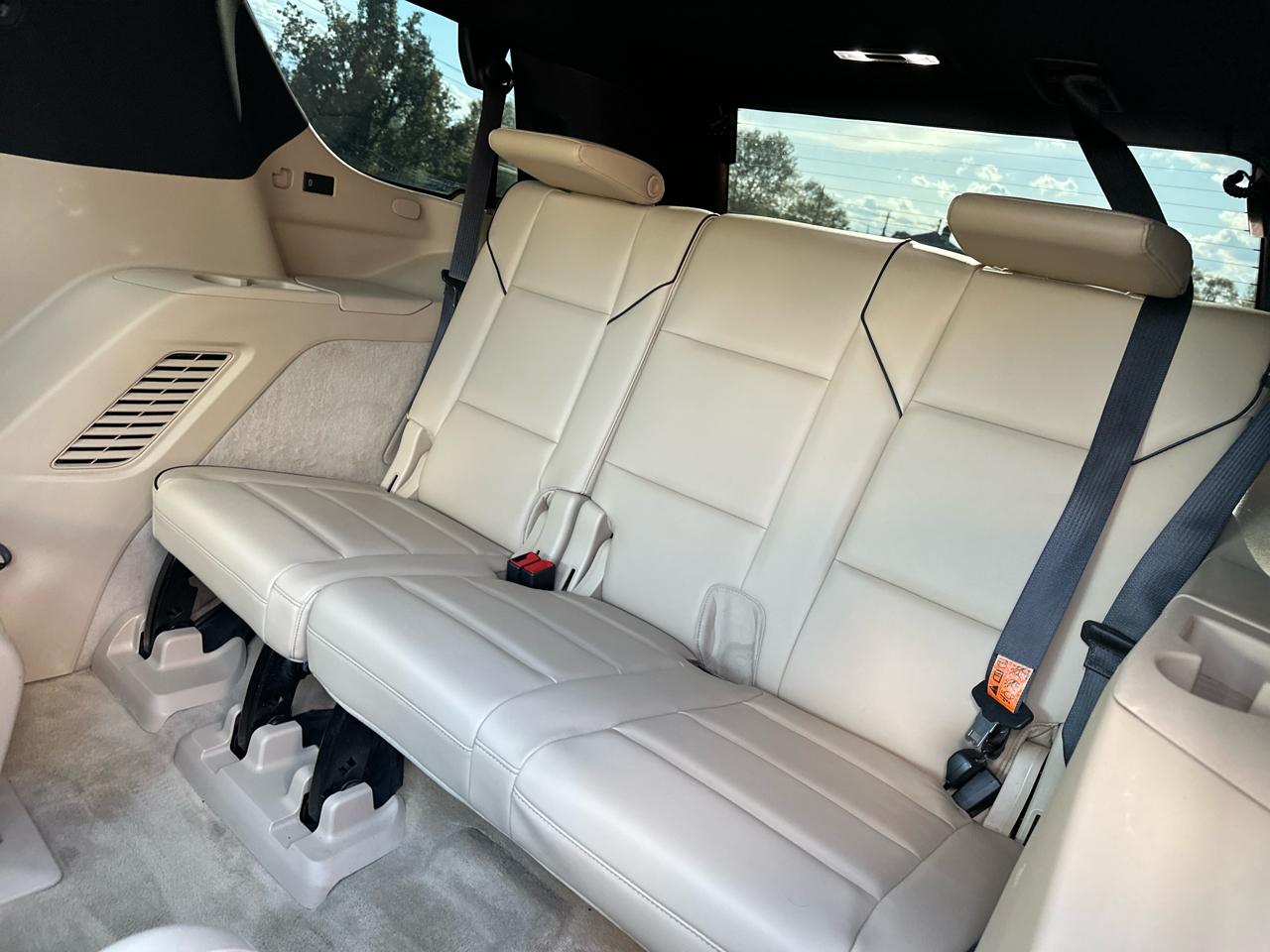 Cadillac Escalade 4WD 4dr Premium Luxury 2021